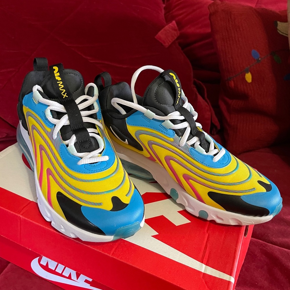 Nike Air Max 270 React